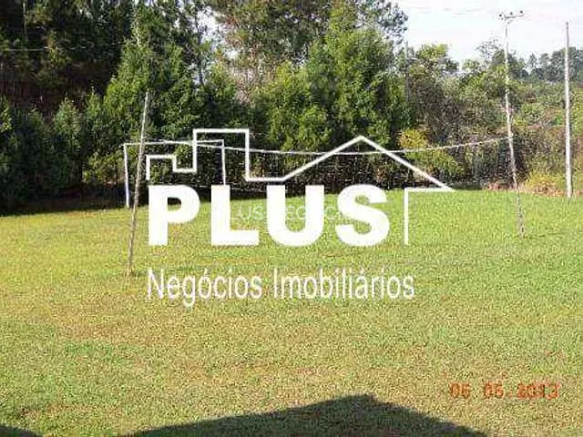 Chácara com 5220m² 3 quartos e 3 banheiros, à venda, no bairro Campo do Meio em Araçoiaba da Serra