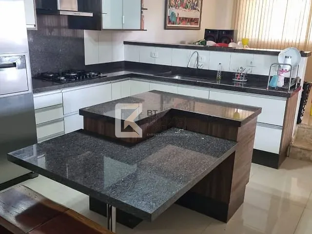 Chácara com 1000m² 2 quartos e 1 banheiro, à venda, no bairro Recanto Campestre Viracopos Gleba 3 em Indaiatuba