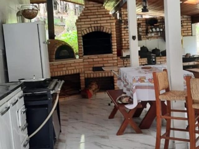 Chácara 2 quartos e 2 banheiros, à venda, no bairro Itapeva em Itapeva