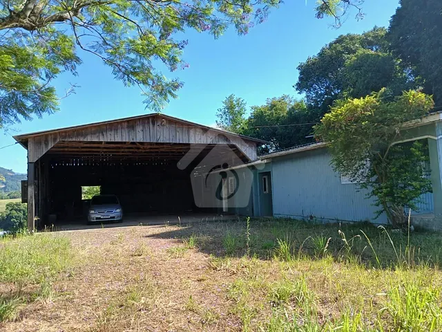 Chácara com 2139m² 4 quartos e 2 banheiros, à venda, no bairro Boa Vista em Teutônia