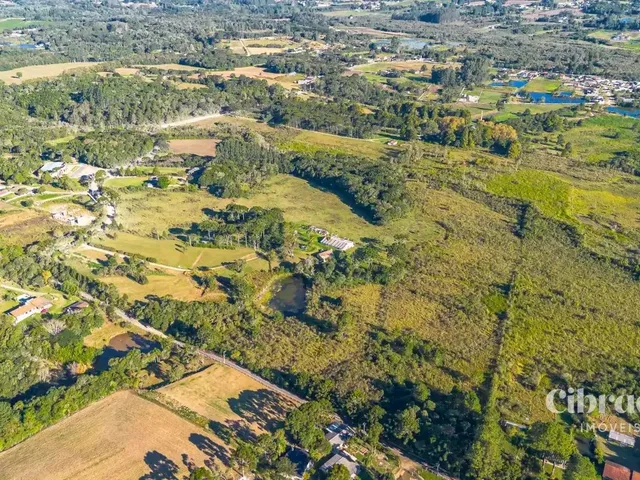 Sítio à venda, no bairro Não informado em São José Dos Pinhais