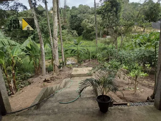 Chácara com 690m² 2 quartos e 1 banheiro, à venda, no bairro Vila Velha II em Taubaté