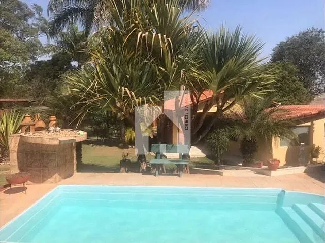 Chácara com 1000m² 4 quartos e 6 banheiros, à venda, no bairro Minas de Inhandjara em Itupeva