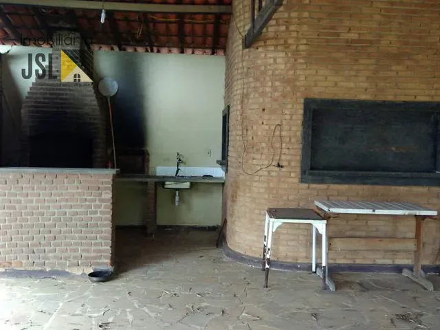 Chácara com 13300m² 1 quarto e 3 banheiros, à venda, no bairro Sapé I em Caçapava