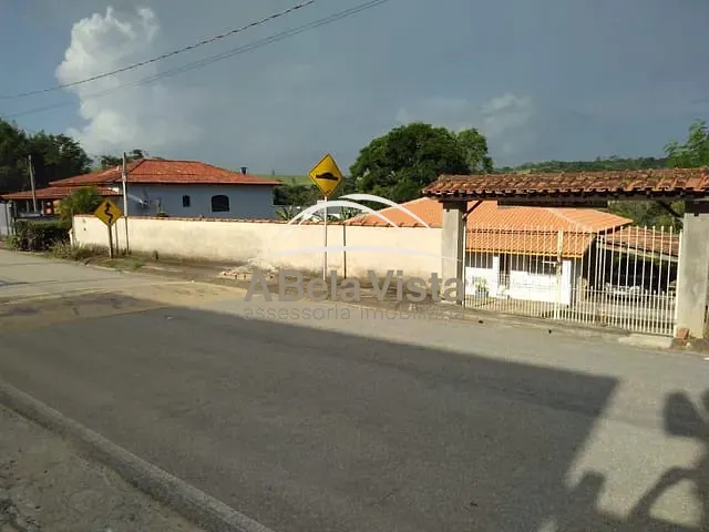 Chácara com 5000m² 3 quartos e 2 banheiros, à venda, no bairro Aparecidinha em Araçoiaba da Serra