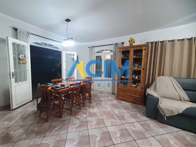 Chácara com 1107m² 3 quartos e 2 banheiros, à venda, no bairro Ana Helena em Jaguariúna