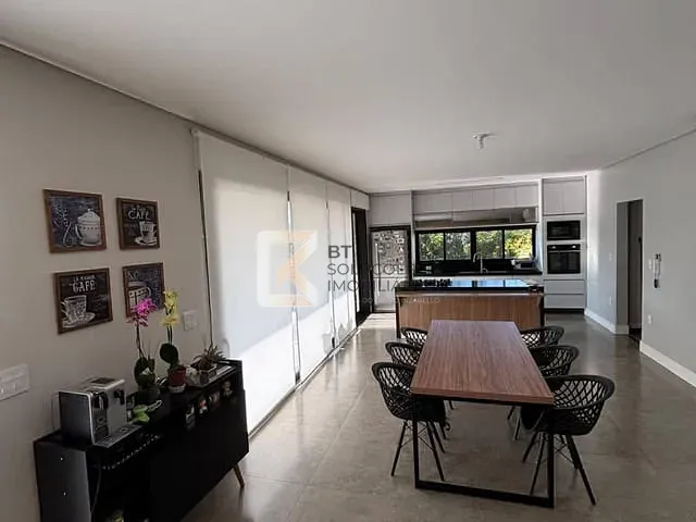 Chácara com 2520m² 4 quartos e 4 banheiros, à venda, no bairro Vale das Laranjeiras em Indaiatuba