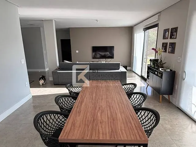Chácara com 2520m² 4 quartos e 4 banheiros, à venda, no bairro Vale das Laranjeiras em Indaiatuba