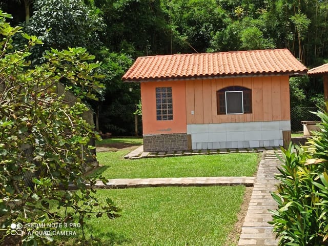 Chácara com 8000m², à venda, no bairro Furnas em Extrema