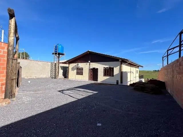 Chácara com 1060m² 3 quartos e 4 banheiros, à venda, no bairro Jundiacanga em Araçoiaba da Serra