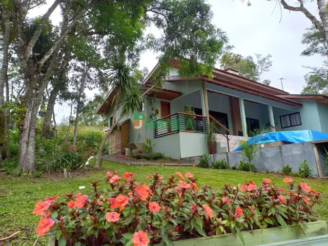 Sítio com 110m² 2 quartos e 2 banheiros, para alugar, no bairro CAMPINA GRANDE DO SUL em Campina Grande Do Sul