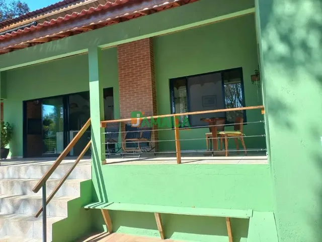 Sítio com 110m² 2 quartos e 2 banheiros, para alugar, no bairro CAMPINA GRANDE DO SUL em Campina Grande Do Sul