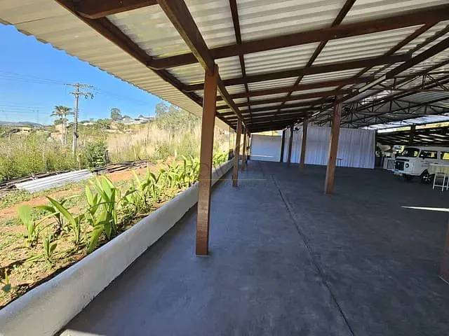 Chácara com 7300m² 3 quartos e 4 banheiros, à venda, no bairro Jardim Estância Brasil em Atibaia