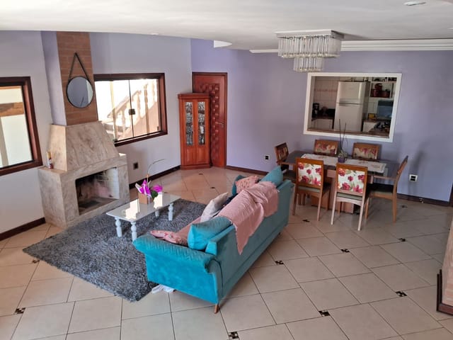 Chácara com 1000m² 3 quartos e 3 banheiros, à venda, no bairro Granjas Panorama em Taubaté