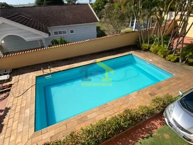 Chácara com 1045m² 4 quartos e 2 banheiros, à venda, no bairro Parque São Gabriel em Itatiba