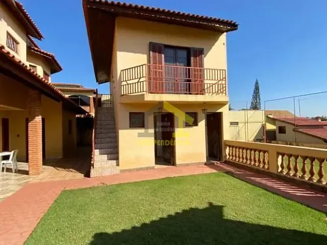 Chácara com 1045m² 4 quartos e 2 banheiros, à venda, no bairro Parque São Gabriel em Itatiba