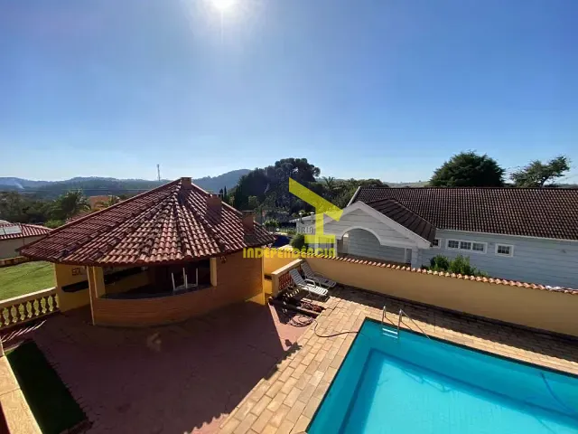 Chácara com 1045m² 4 quartos e 2 banheiros, à venda, no bairro Parque São Gabriel em Itatiba