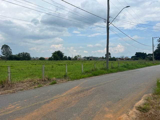 Chácara com 20000m², à venda, no bairro Mandú em Pindamonhangaba