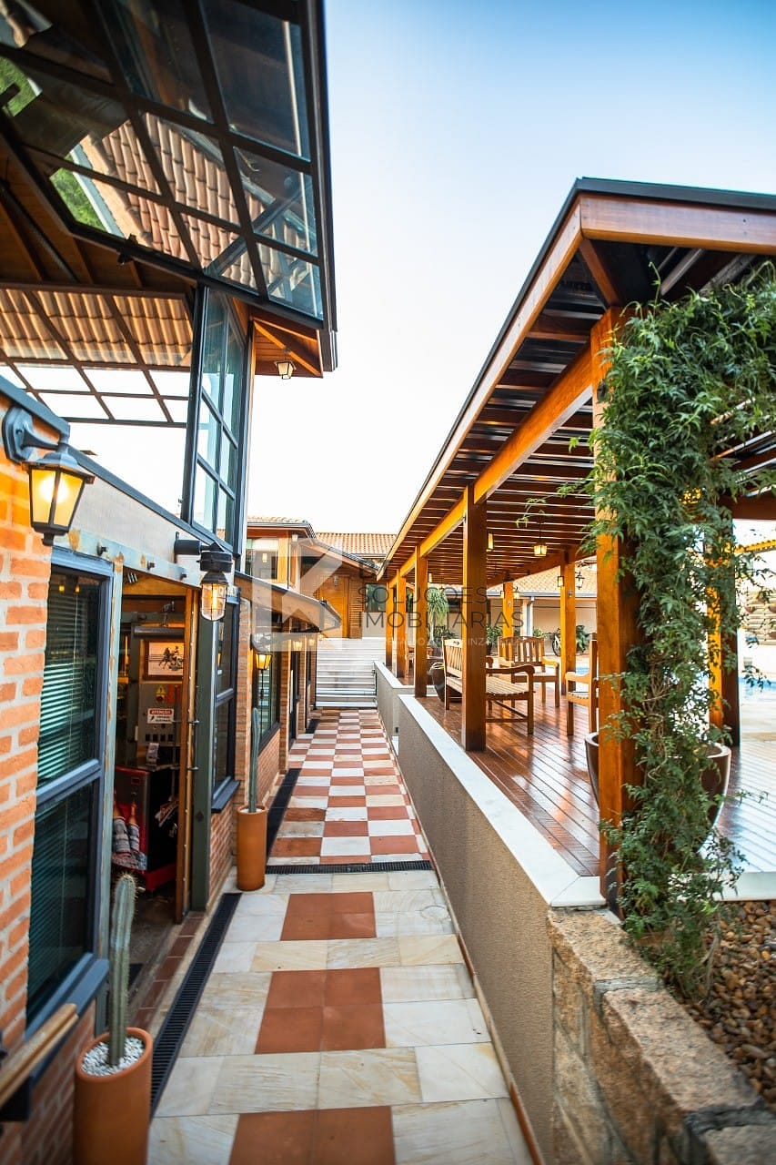 Chácara, 4 quartos, 1000 m² - Foto 1