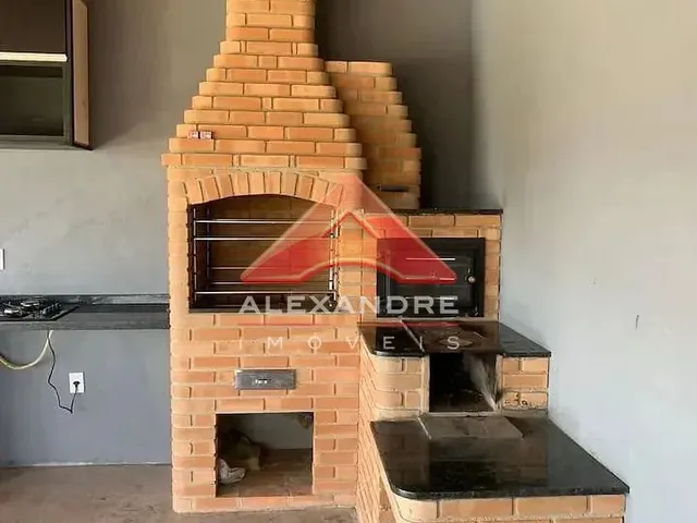 Chácara com 2500m² 2 quartos e 3 banheiros, à venda, no bairro Chácara Recanto Itamarati II em Caçapava