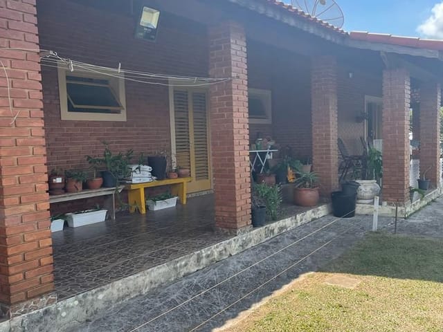 Chácara com 22000m² 4 quartos e 4 banheiros, à venda, no bairro Recanto Do Jaguari em Vargem