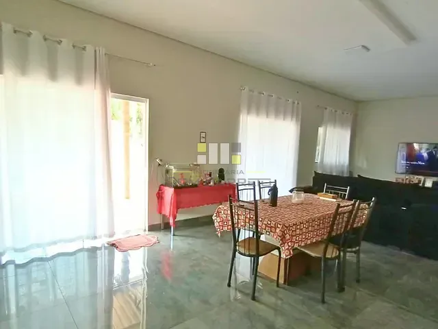 Chácara com 1000m² 3 quartos e 2 banheiros, à venda, no bairro sitio pau pintado em Nova Odessa