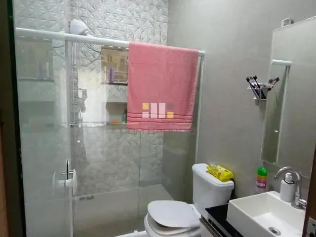 Chácara com 1000m² 3 quartos e 2 banheiros, à venda, no bairro sitio pau pintado em Nova Odessa
