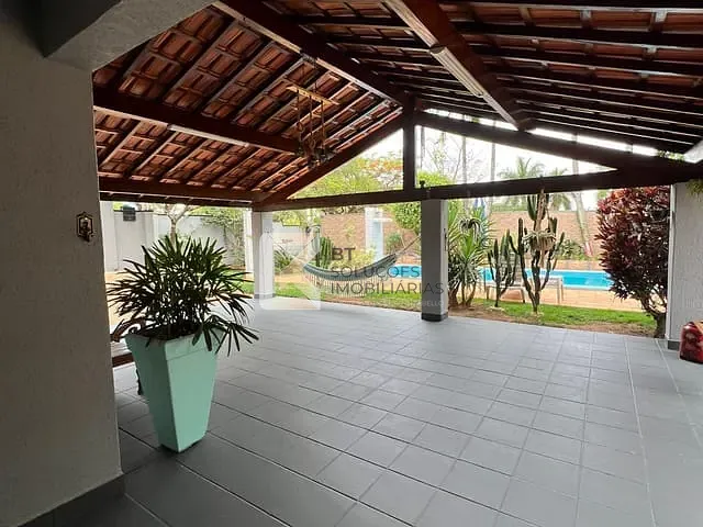 Chácara com 1800m² 5 quartos e 4 banheiros, à venda, no bairro Terras de Itaici em Indaiatuba