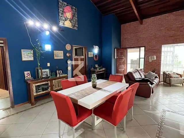 Chácara com 1800m² 5 quartos e 4 banheiros, à venda, no bairro Terras de Itaici em Indaiatuba