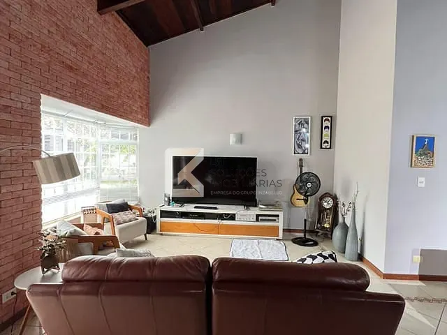 Chácara com 1800m² 5 quartos e 4 banheiros, à venda, no bairro Terras de Itaici em Indaiatuba