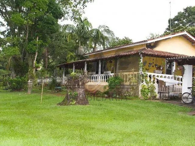Chácara com 1790m² 2 quartos e 2 banheiros, à venda, no bairro Pinhalzinho em Holambra
