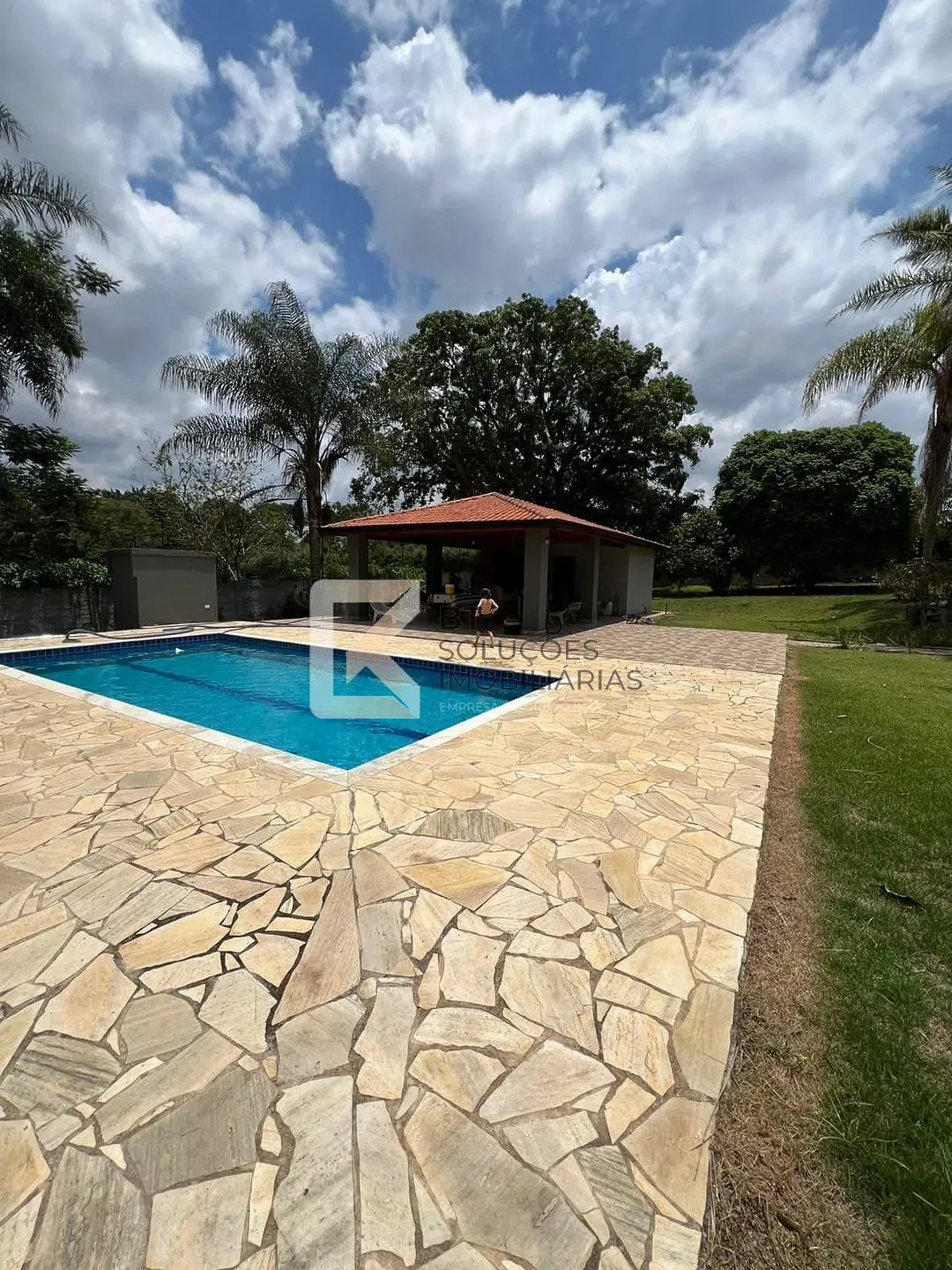 Chácara, 3 quartos, 5000 m² - Foto 1