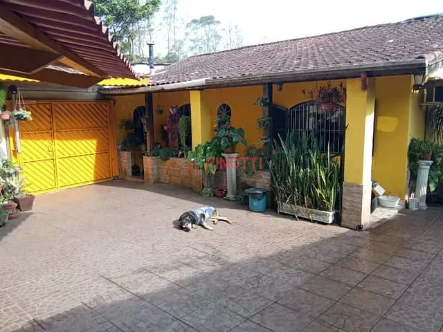 Chácara 3 quartos e 4 banheiros, à venda, no bairro Finco em São Bernardo do Campo