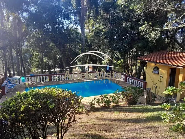 Chácara 2 quartos e 1 banheiro, à venda, no bairro Sorocabuçu em Ibiúna