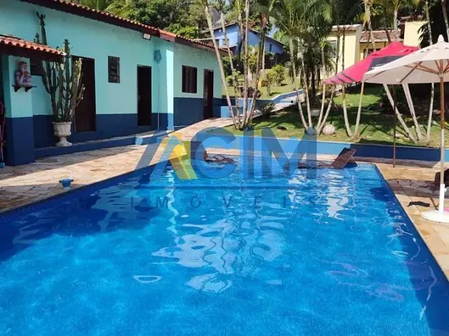 Chácara com 3350m² 2 quartos e 2 banheiros, à venda, no bairro Jardim Roseira de Cima em Jaguariúna