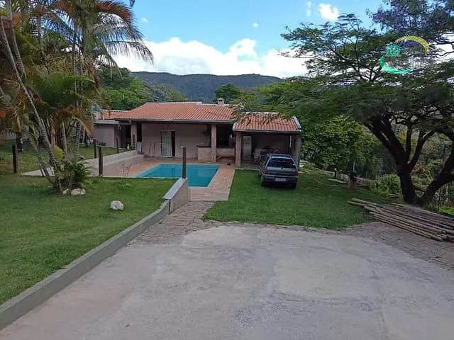Chácara com 2593m² 1 quarto e 3 banheiros, à venda, no bairro Vilarejo em Cabreúva