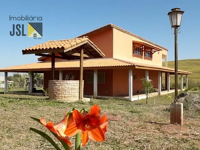 Chácara com 5000m² 2 quartos e 2 banheiros, à venda, no bairro Marambaia em Caçapava