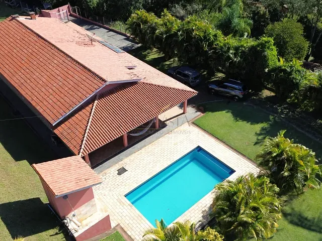 Chácara com 3000m² 3 quartos e 3 banheiros, à venda, no bairro Pouso Alegre em Piracaia