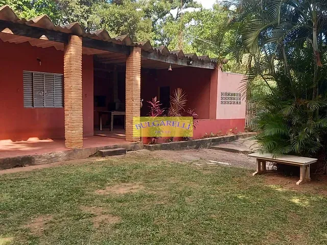 Chácara com 1806m² 2 quartos e 2 banheiros, à venda, no bairro CHACARA AEROPORTO em Jundiai