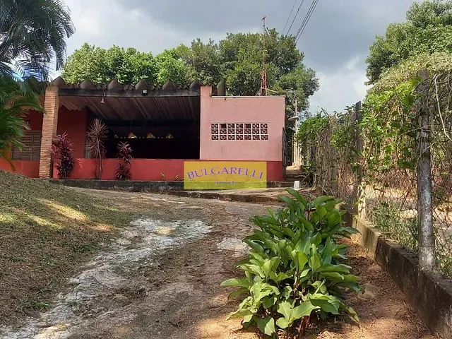 Chácara com 1806m² 2 quartos e 2 banheiros, à venda, no bairro CHACARA AEROPORTO em Jundiai