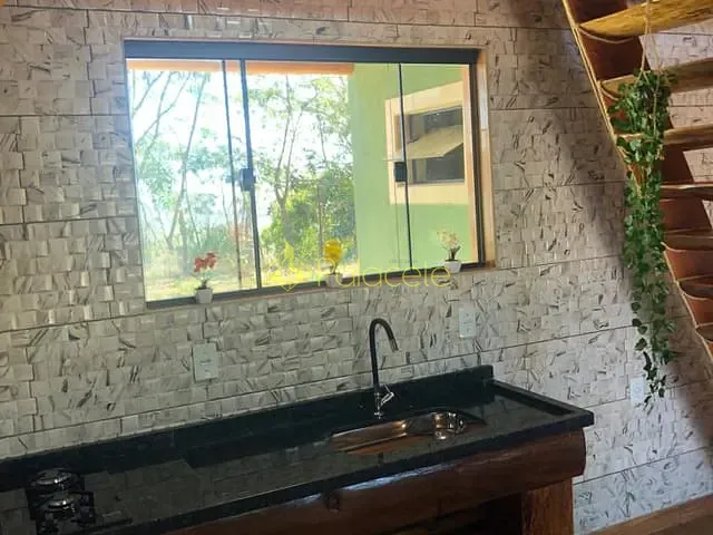 Chácara com 600m² 2 quartos e 1 banheiro, à venda, no bairro Goiabal em Pindamonhangaba
