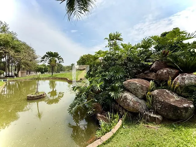 Chácara com 5000m² 3 quartos e 4 banheiros, à venda, no bairro Lagos de Shanadu em Indaiatuba