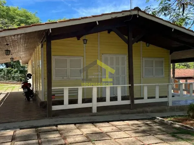 Chácara com 5000m² 4 quartos e 3 banheiros, à venda, no bairro Condomínio Itaembu em Itatiba