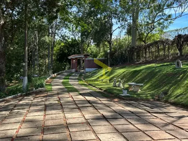 Chácara com 5000m² 4 quartos e 3 banheiros, à venda, no bairro Condomínio Itaembu em Itatiba
