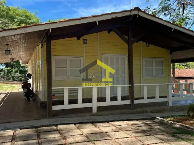 Chácara com 5000m² 4 quartos e 3 banheiros, à venda, no bairro Condomínio Itaembu em Itatiba