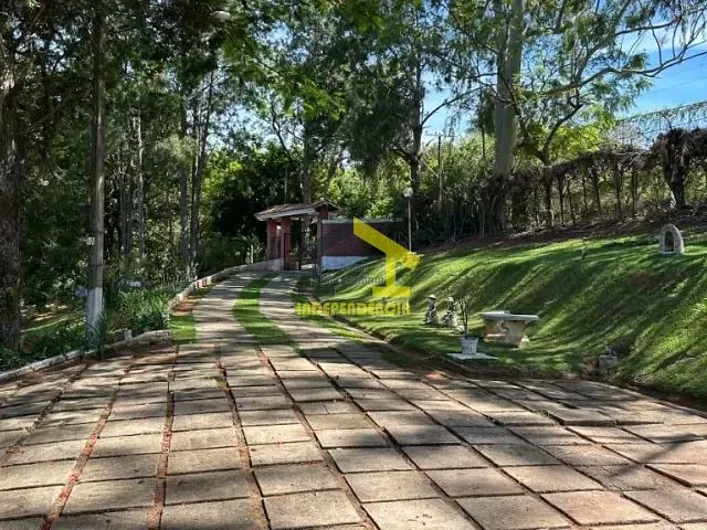 Chácara com 5000m² 4 quartos e 3 banheiros, à venda, no bairro Condomínio Itaembu em Itatiba