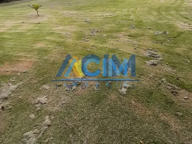 Chácara com 6000m² 4 quartos e 2 banheiros, à venda, no bairro Área Rural em Jaguariúna