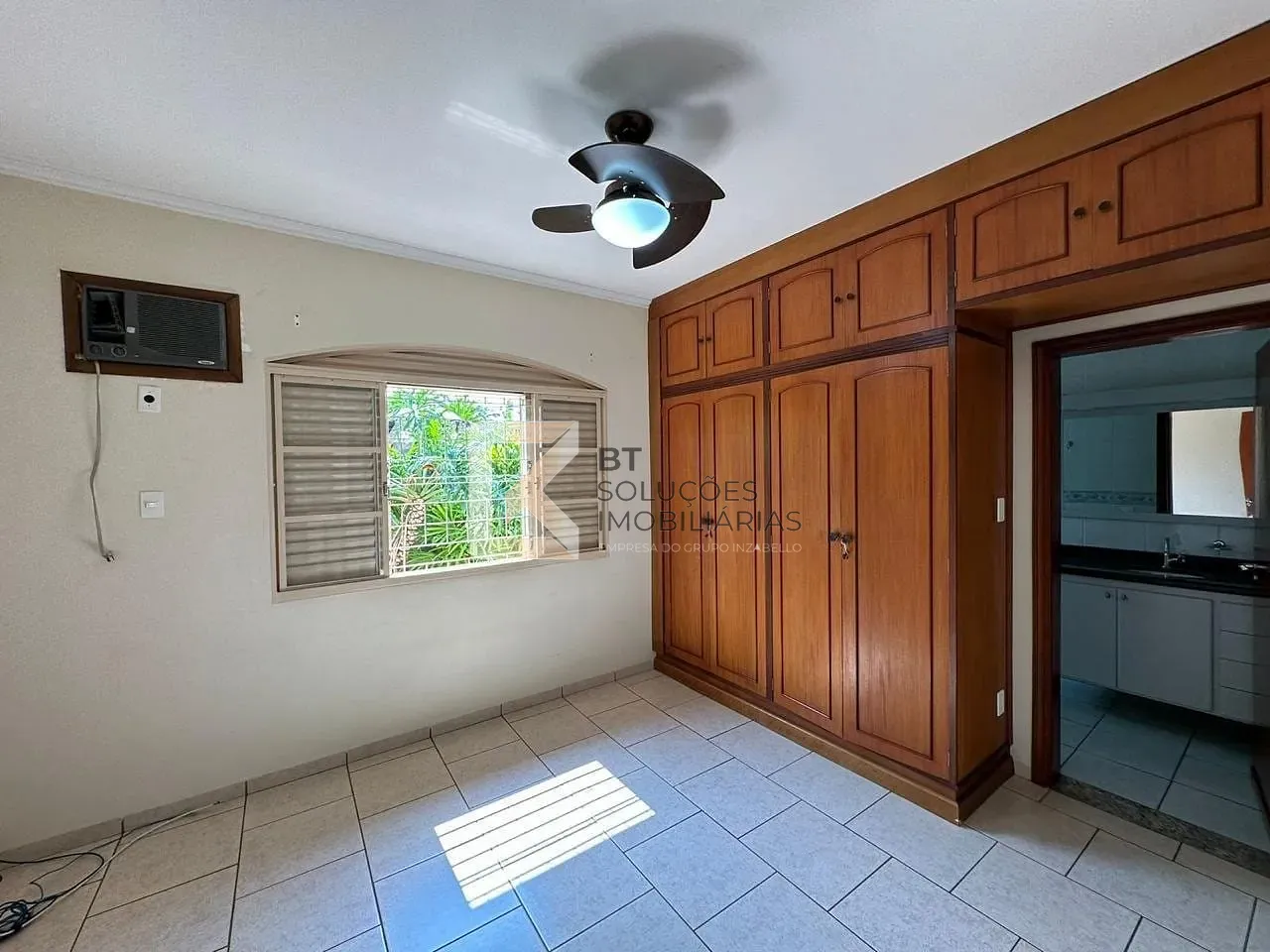 Chácara, 3 quartos, 1022 m² - Foto 11