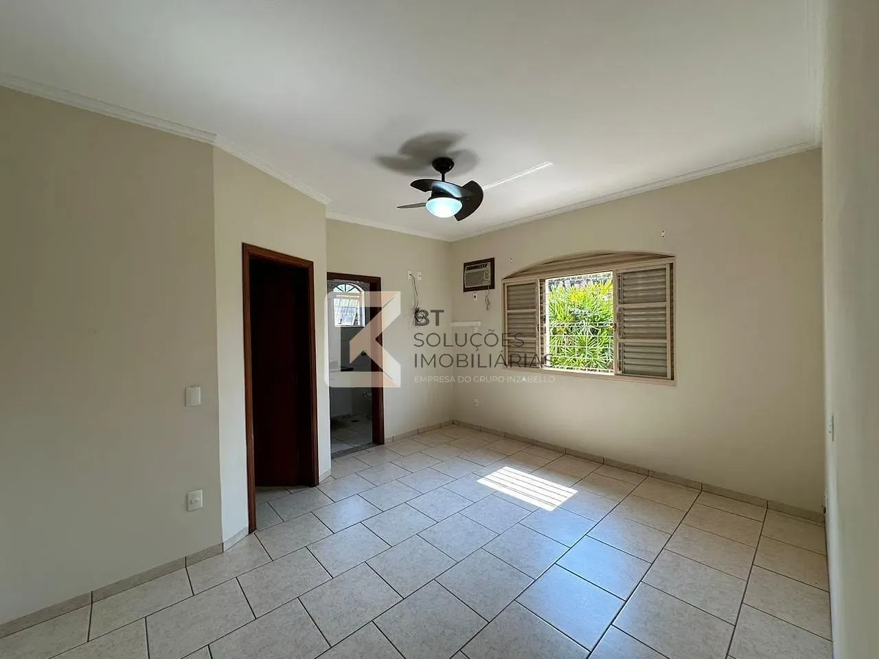 Chácara, 3 quartos, 1022 m² - Foto 13