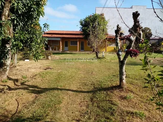 Chácara com 1800m² 2 quartos e 1 banheiro, à venda, no bairro Recanto Ipanema do Meio em Araçoiaba da Serra